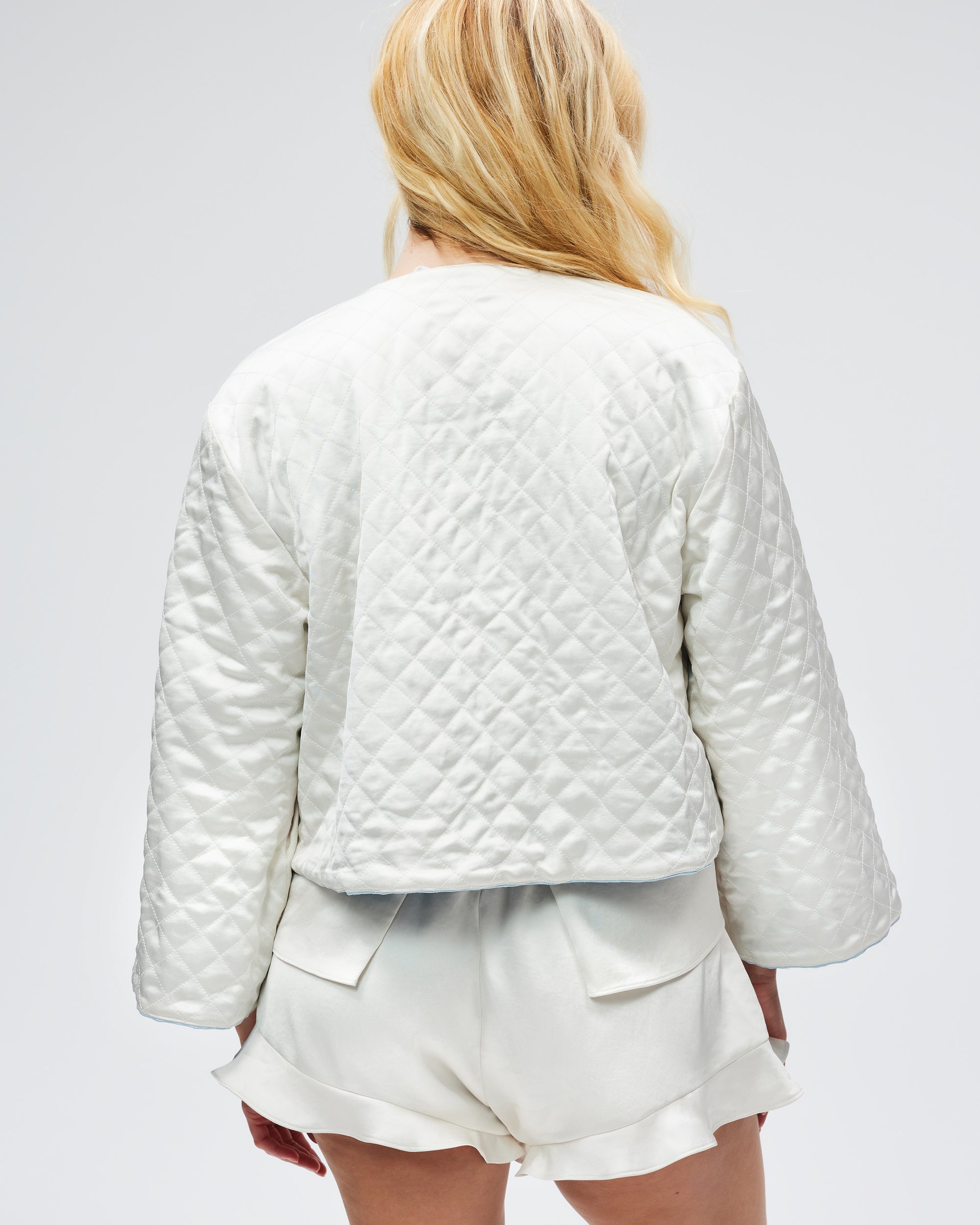 The Bed Jacket - Frost/Champagne