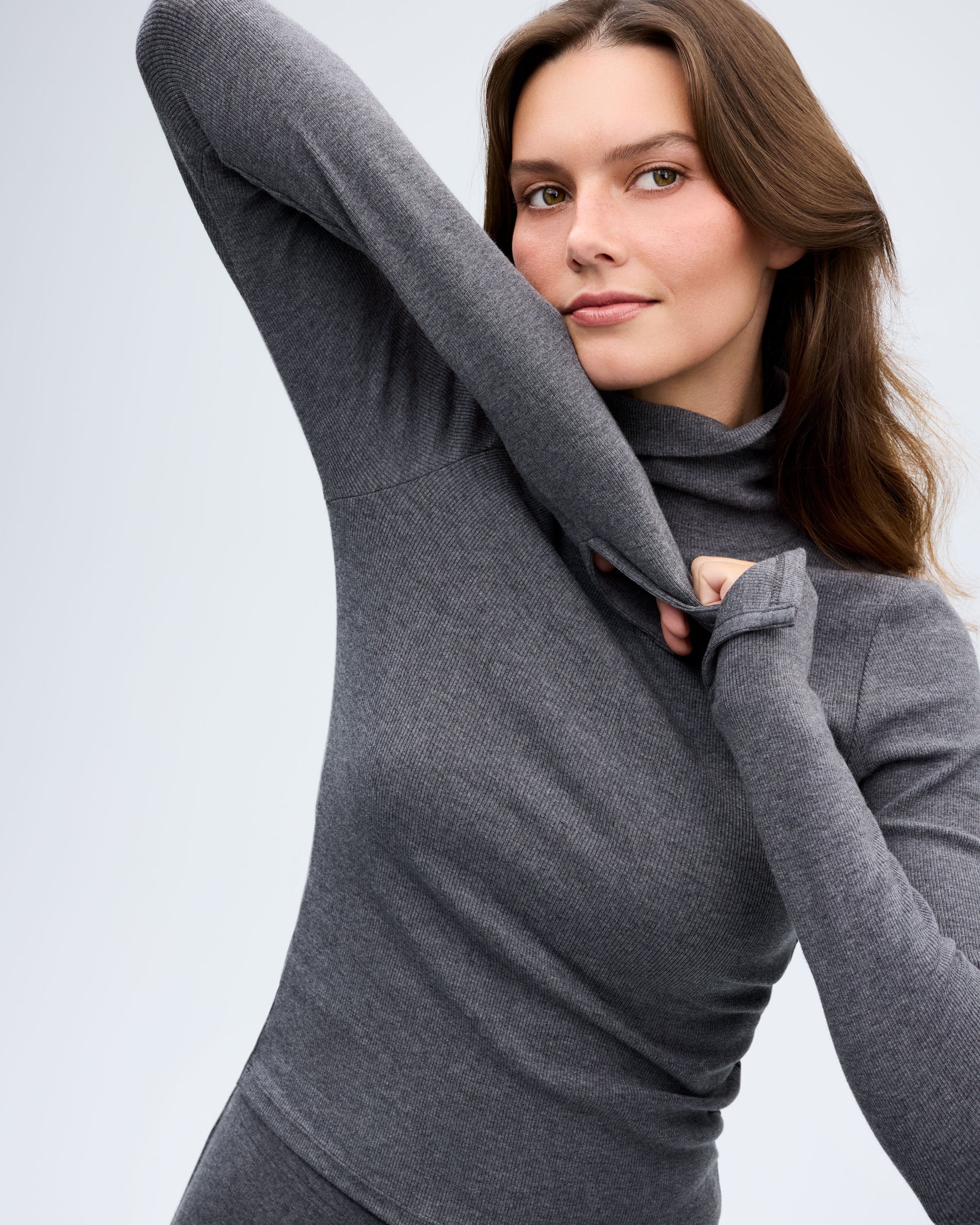 The En Route Turtleneck - Charcoal Melange