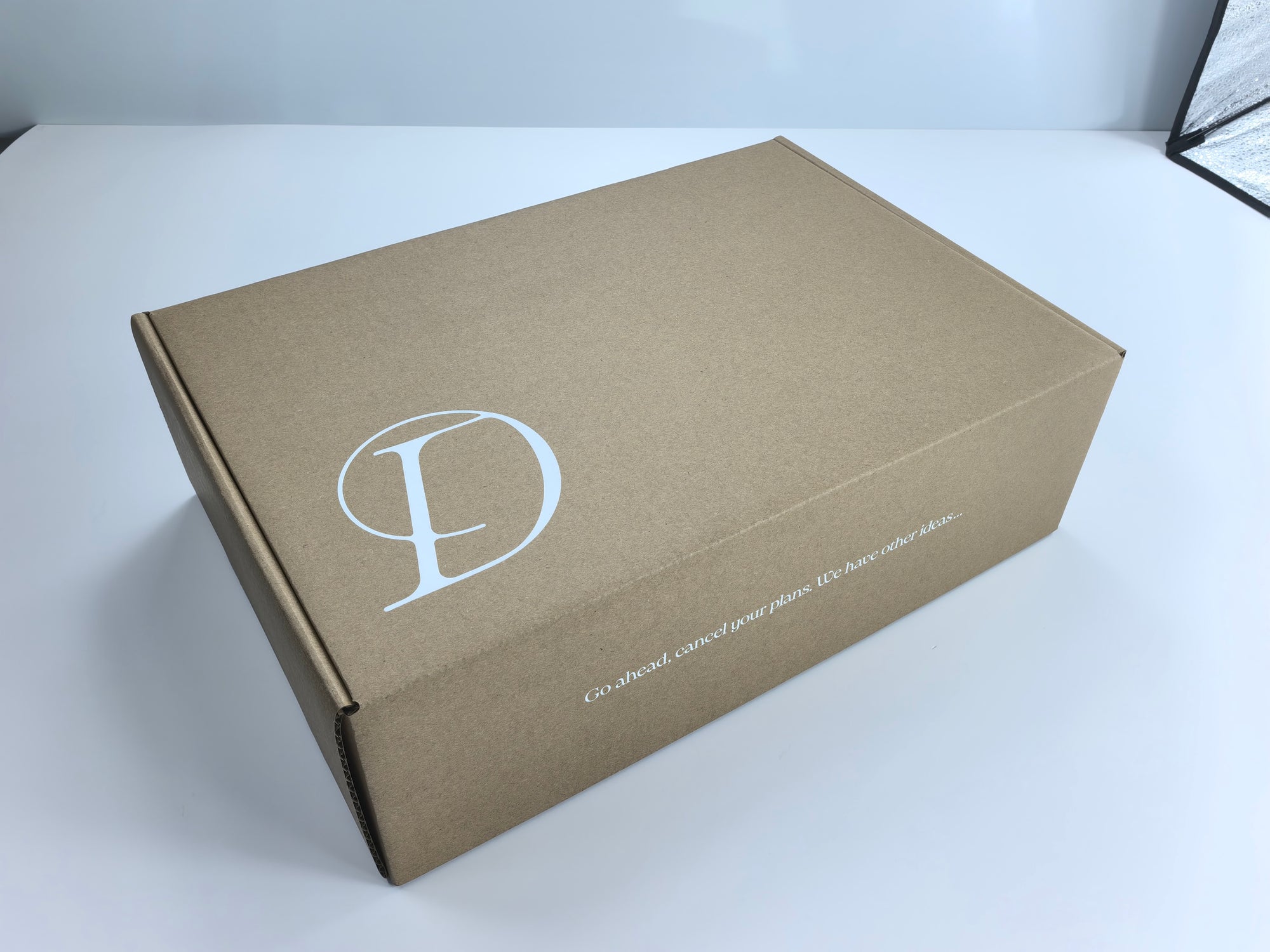 Daphne Gift Shipper